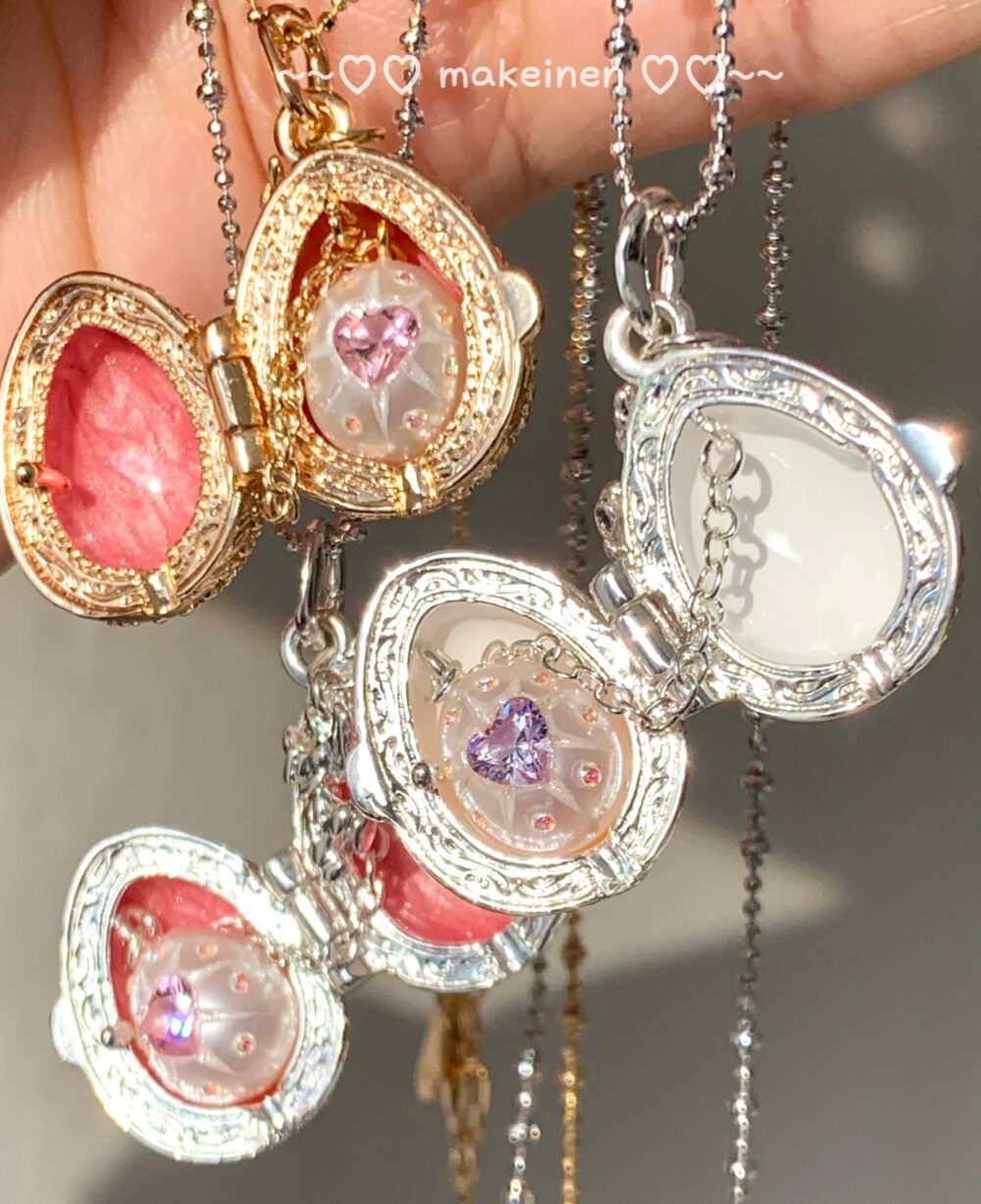 Enamel Sweetheart Egg Necklace 8