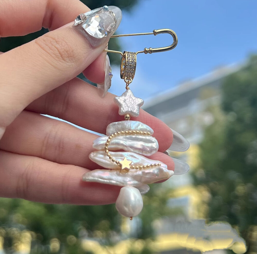 Baroque Christmas Tree Pearl Pendant3