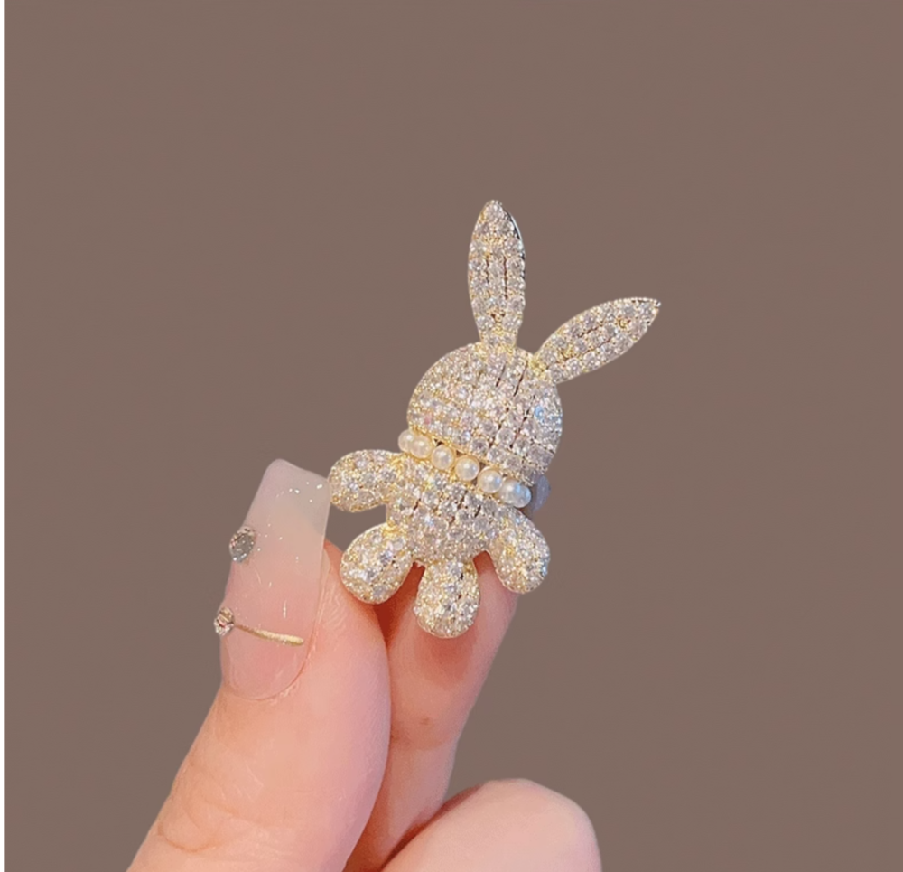 Cute 3D Rabbit Brooch in Champagne Gold2 副本