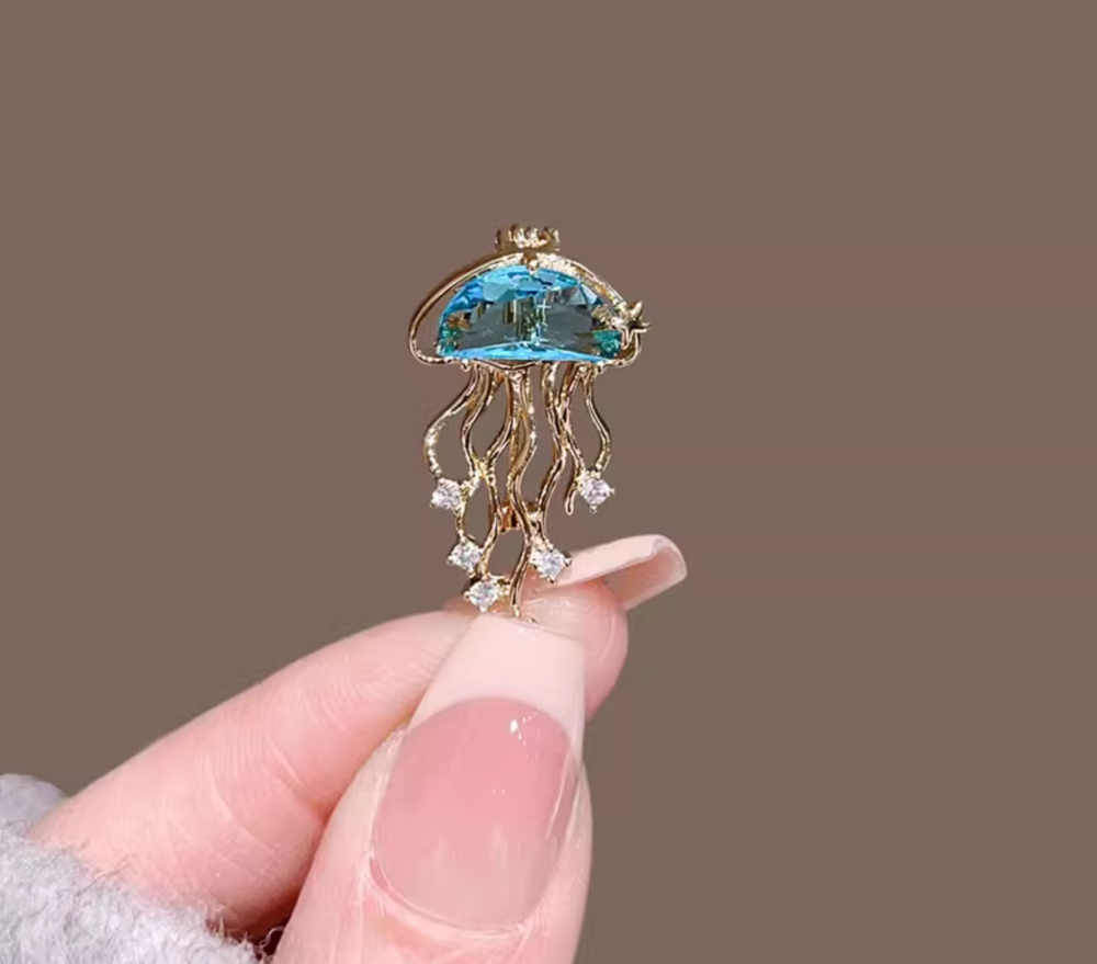 Delicate Ocean Jellyfish Brooch1