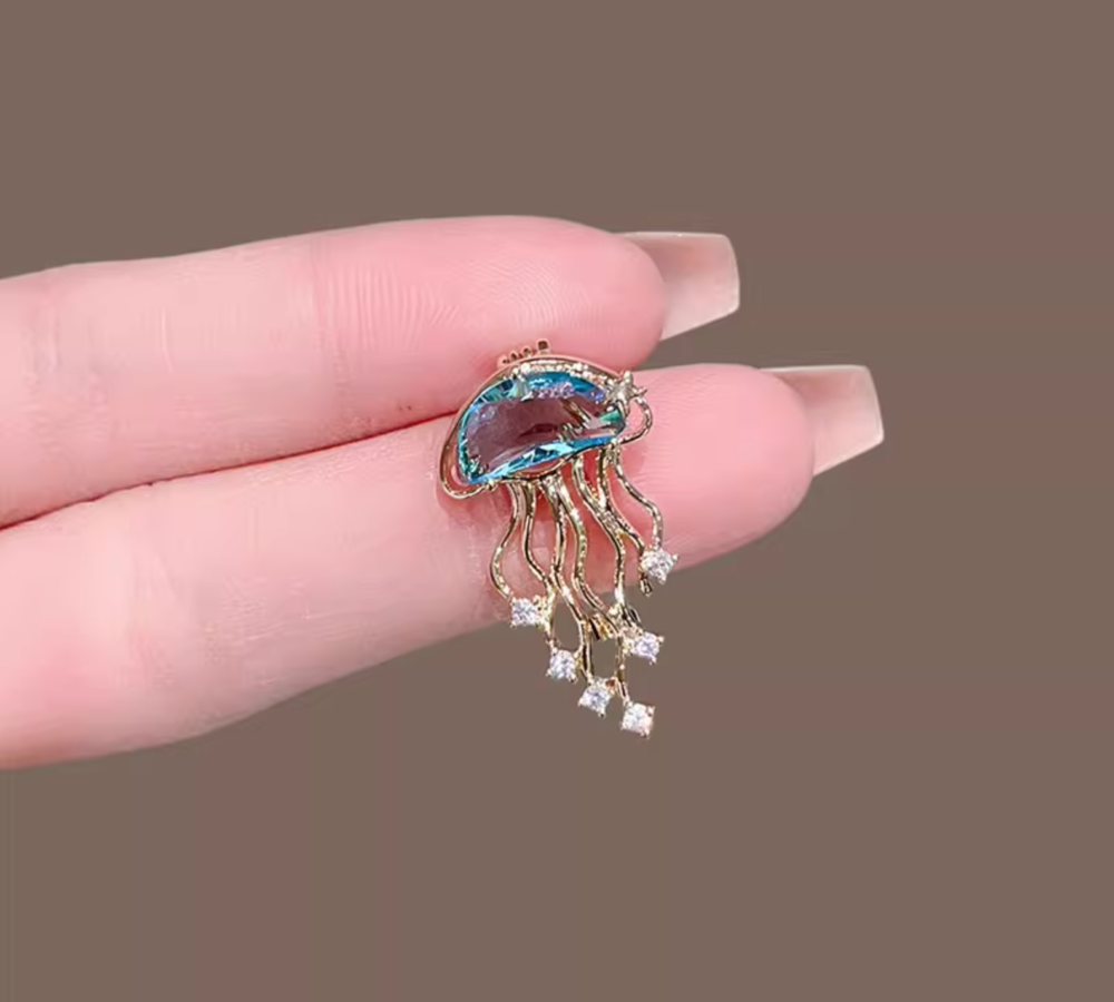 Delicate Ocean Jellyfish Brooch5