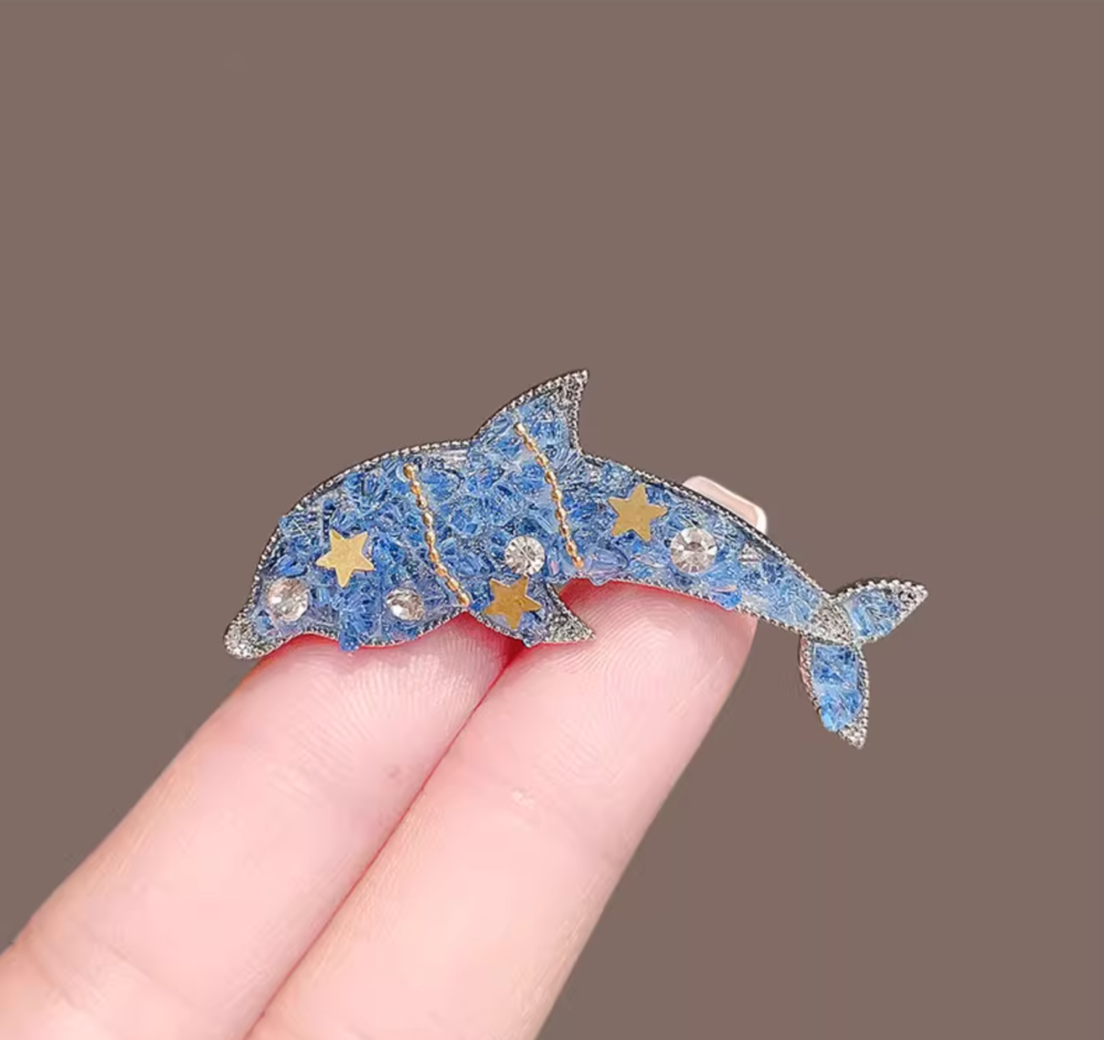 Dreamy Blue Crystal Dolphin Brooch7