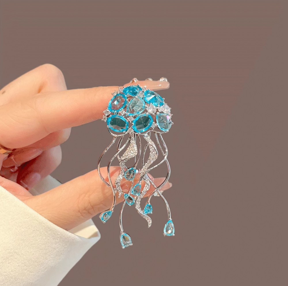Ocean Inspired Crystal Jellyfish Pin with Dangling Rhinestones2