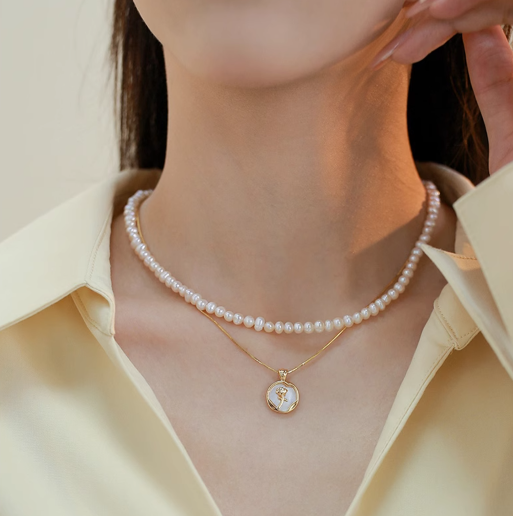 Double Layer Pearl Necklace with Rose PendantTiny Bead Choker Delicate Collarbone Chain4