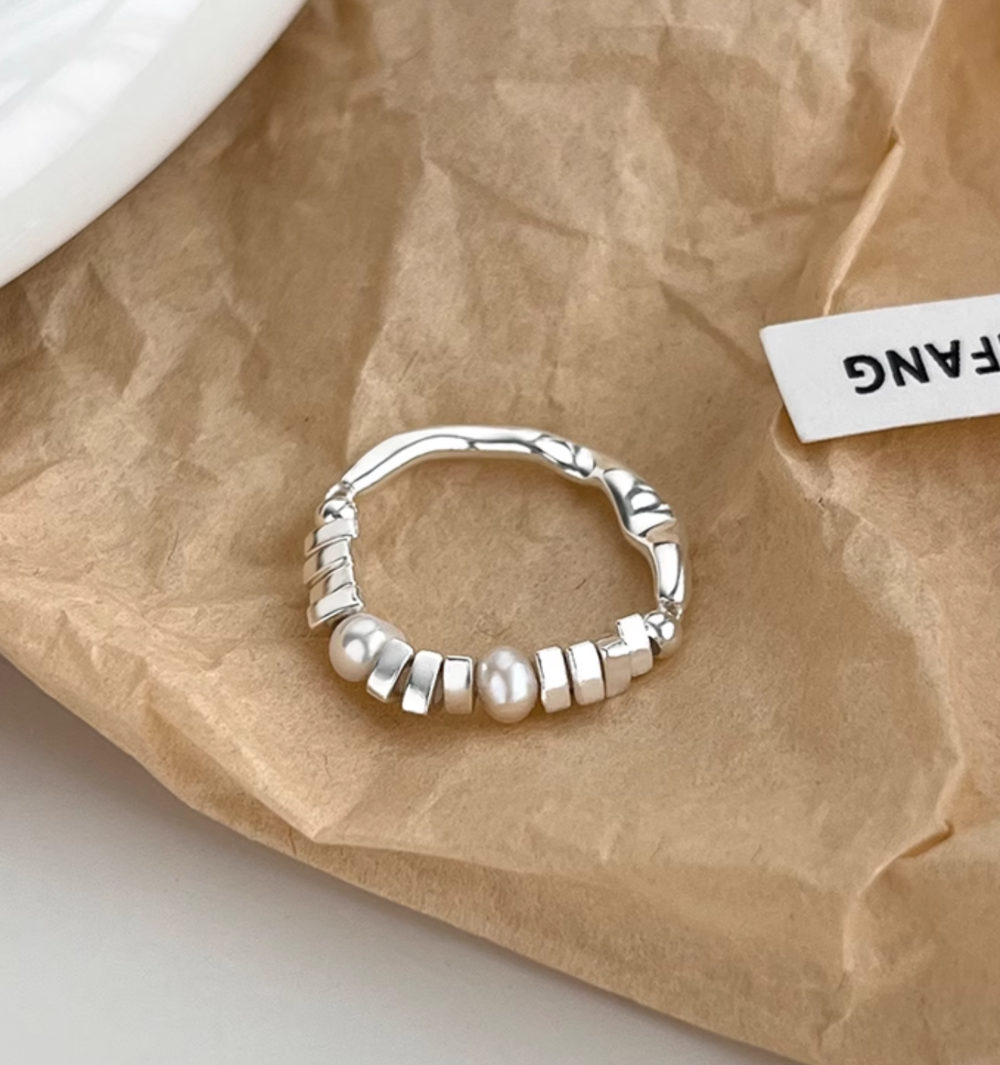 Hammered Sterling Silver Ring with Baroque Pearl6